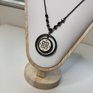 Givenchy Necklace Circle Logo Pendant Onyx Faux Diamonds Gunmetal Chain VINTAGE